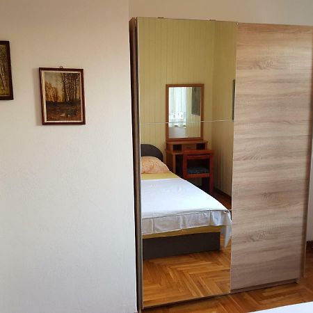 Mare Azzurro Apartments Pula Luaran gambar