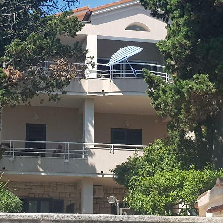 Mare Azzurro Apartments Pula Luaran gambar