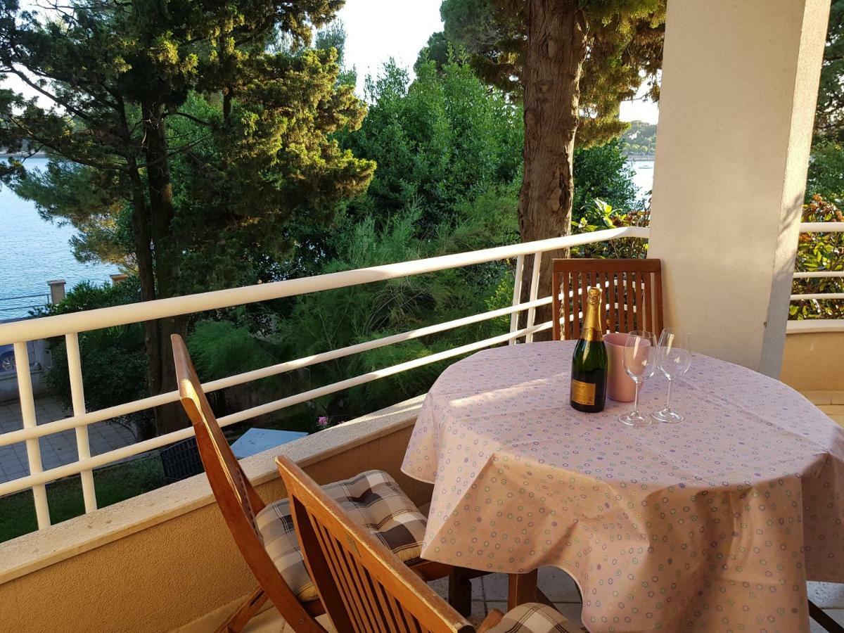 Mare Azzurro Apartments Pula Luaran gambar